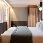 Hotel Grand Saint Michel Parigi
