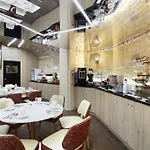 Hotel Grand Saint Michel Paříž