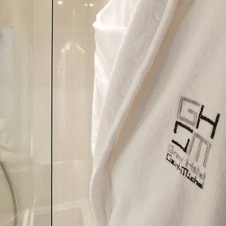 Hotel Grand Saint Michel