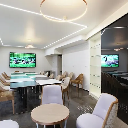 グラン サン ミッシェル 4* パリ