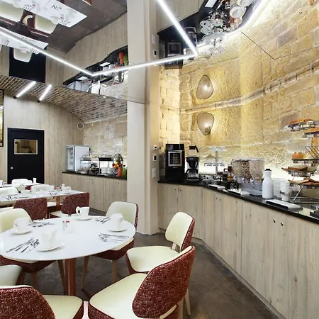 ホテル グラン サン ミッシェル パリ