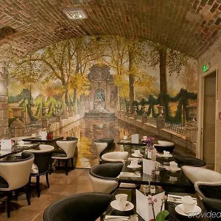 Grand Saint Michel Hotel 4*