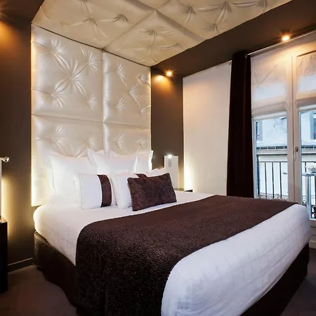 グラン サン ミッシェル ホテル 4*