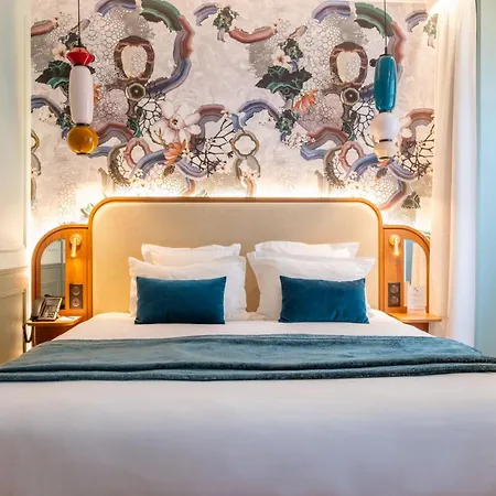 Grand Saint Michel 4* Париж