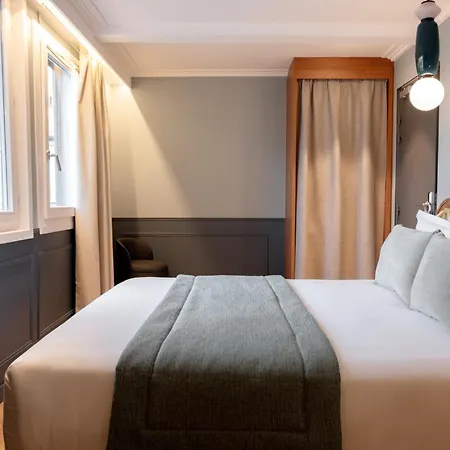 Hotel Grand Saint Michel Paris