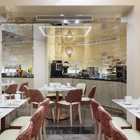 Grand Saint Michel Hotel