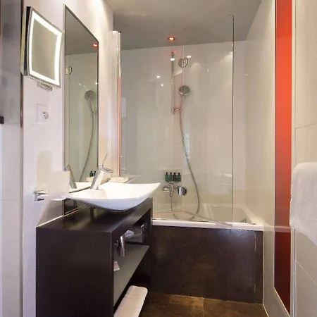 Grand Saint Michel 4* Paris
