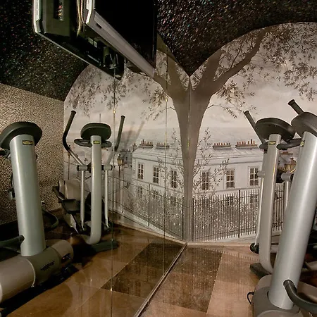 Hotel Grand Saint Michel 4*