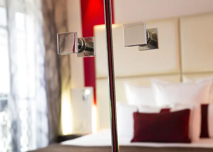 Hotell Grand Saint Michel 4*