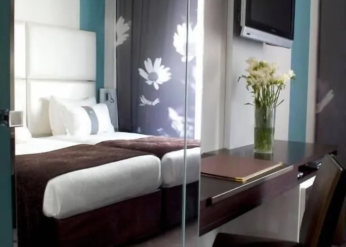 Grand Saint Michel Hotell