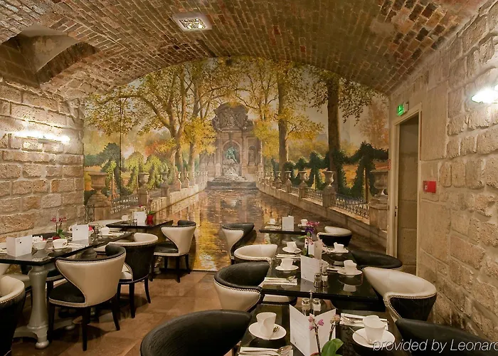 Grand Saint Michel Hotel 4*