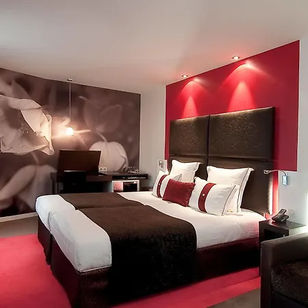 Grand Saint Michel Hotel 4*