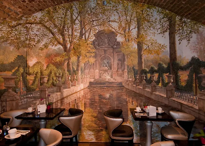 Hotel Grand Saint Michel Paris